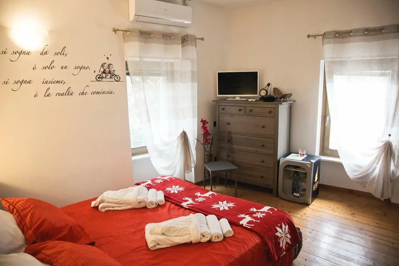 Bed and Breakfast Casale del Sole Garda Monzambano Bed & Breakfast